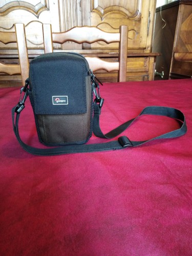 Housse bandoulière lowepro - à,